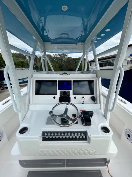 2023 Invincible 36' OPEN FISHERMAN