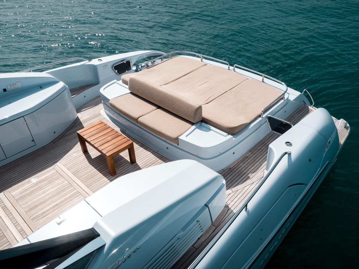 2016 Riva 88 