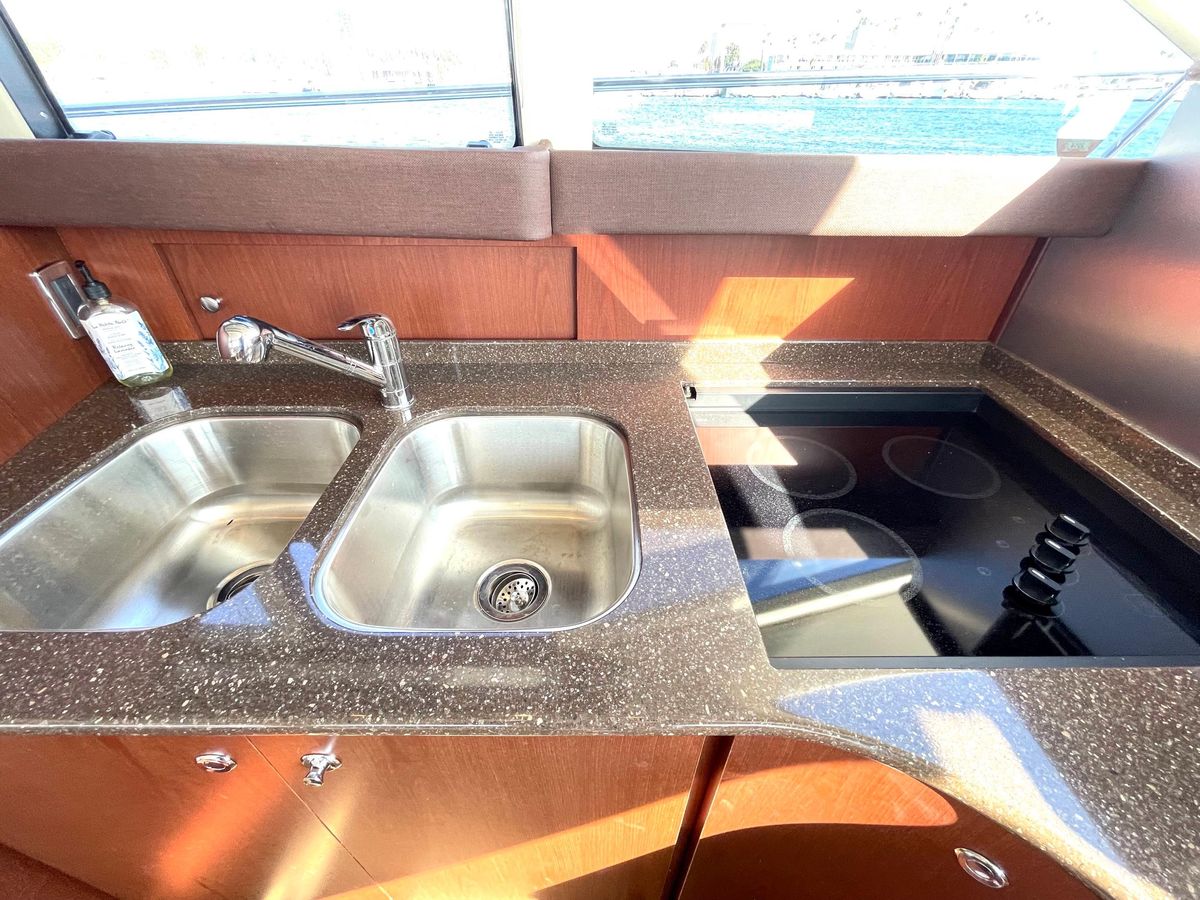 2012 Meridian 44 