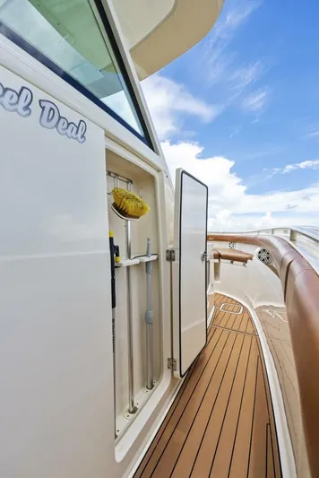  Yacht Photos Pics 2018 Scout 355 Lxf - Image 19