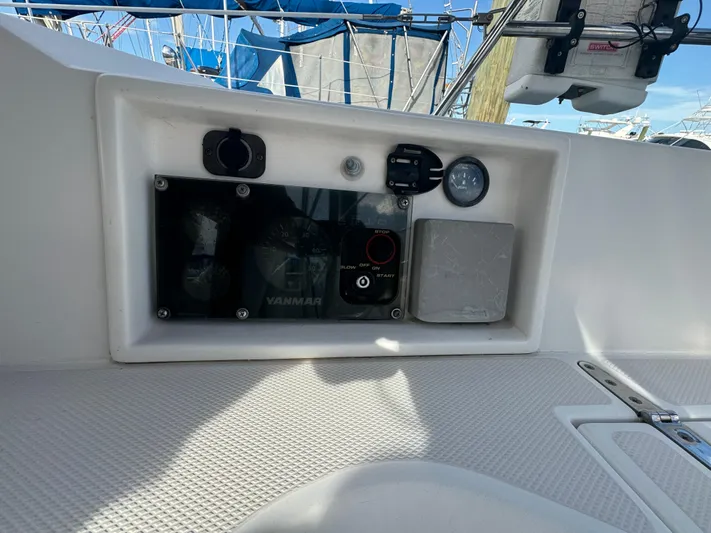 Champagne Lady Yacht Photos Pics 