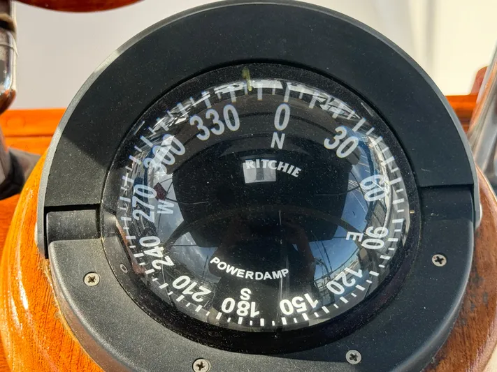 Champagne Lady Yacht Photos Pics 