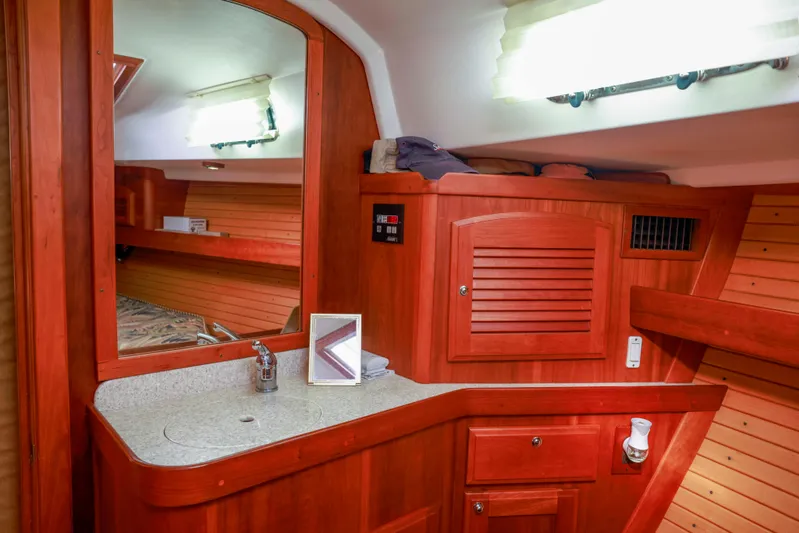 Champagne Lady Yacht Photos Pics 