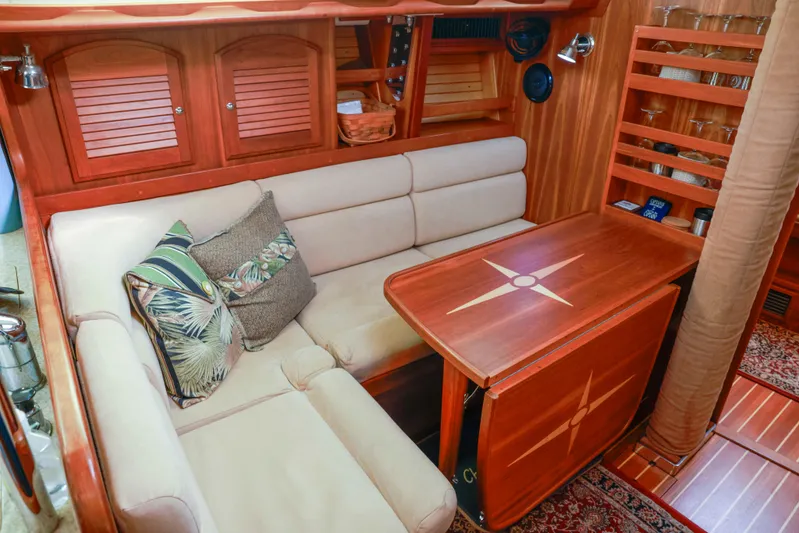 Champagne Lady Yacht Photos Pics 