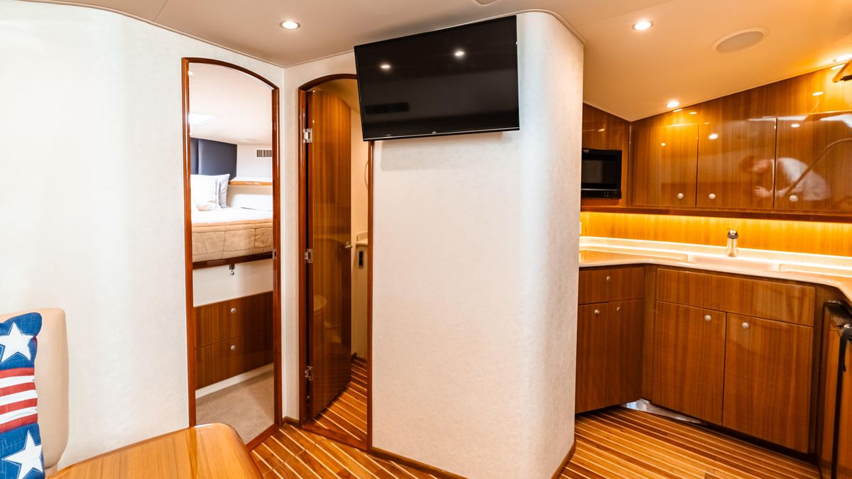 2014 Viking 42 
