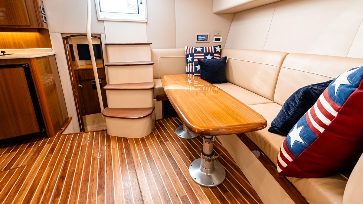 2014 Viking 42 