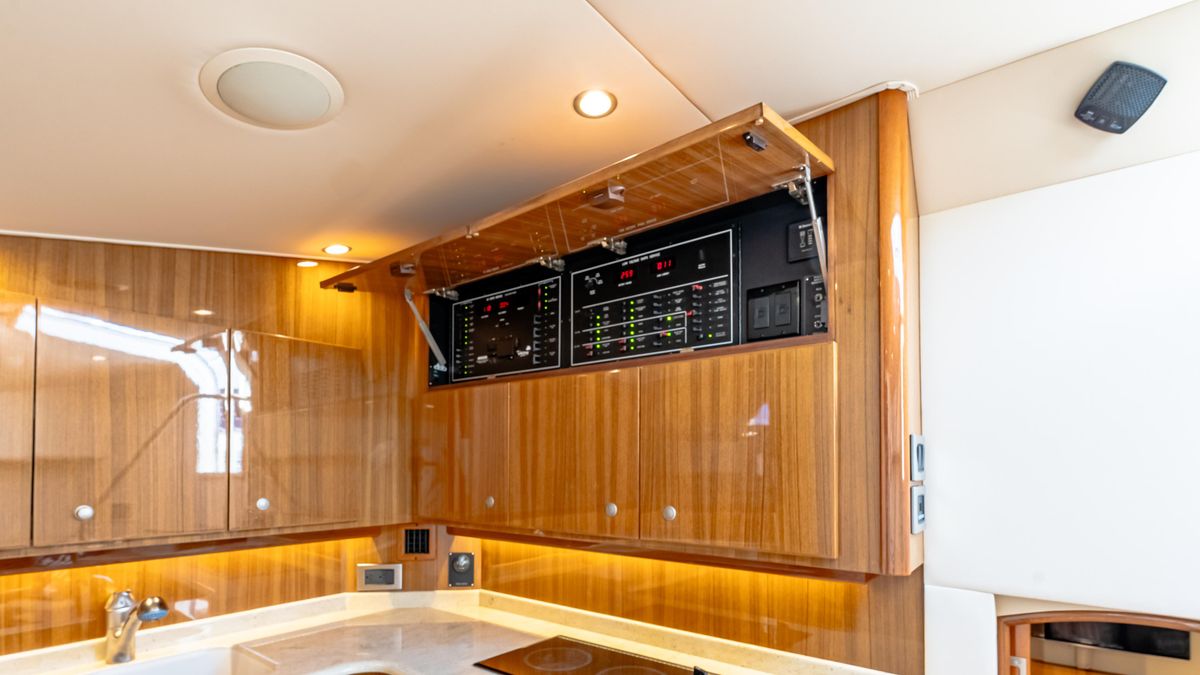 2014 Viking 42 