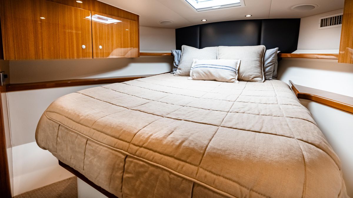 2014 Viking 42 
