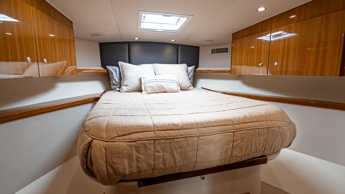 2014 Viking 42 
