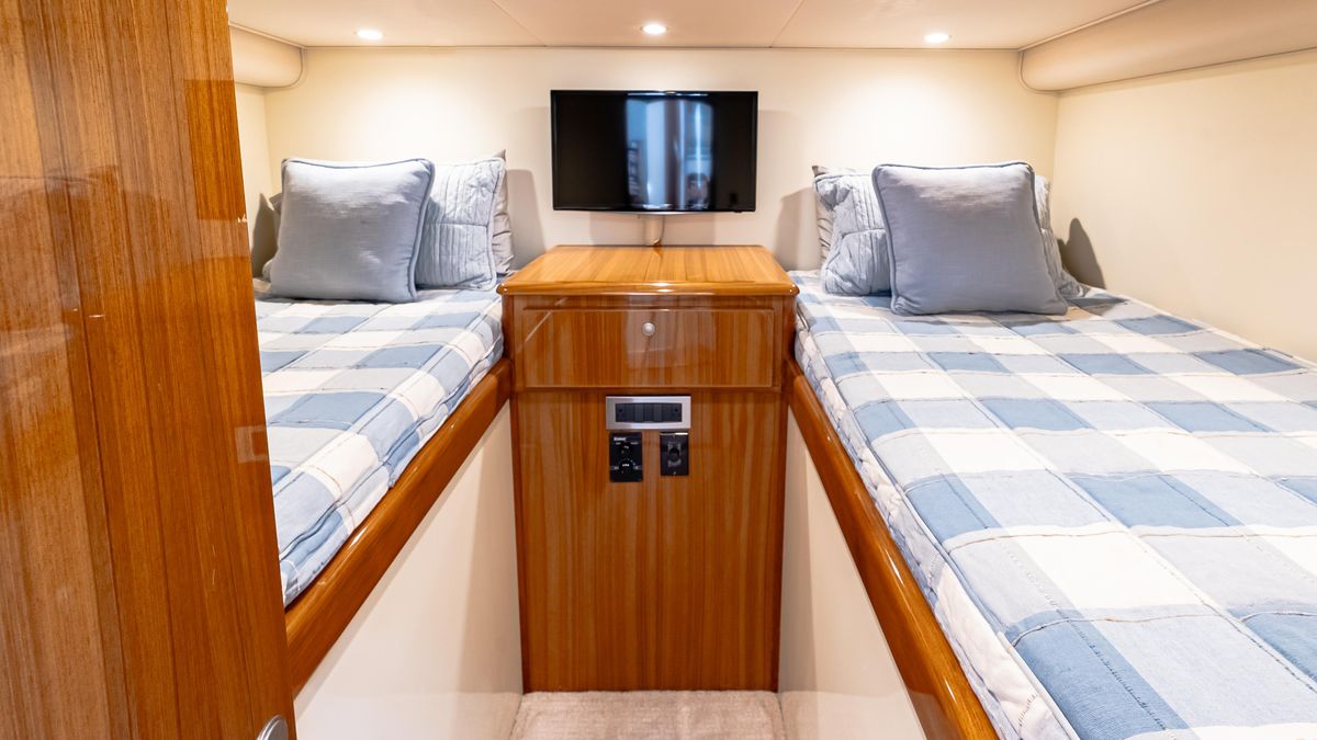 2014 Viking 42 