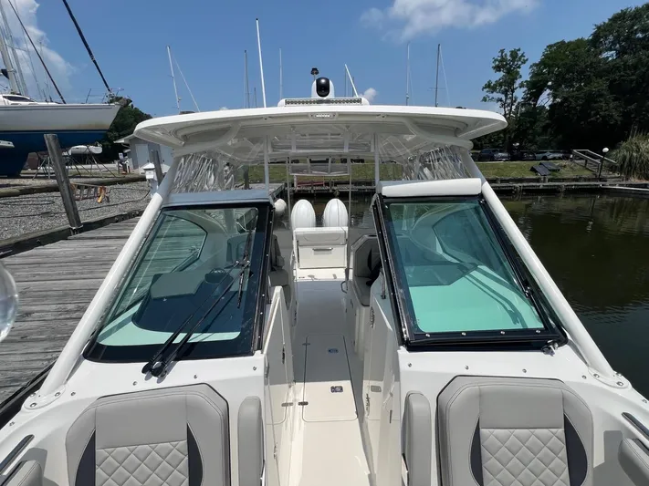  Yacht Photos Pics Pursuit DC 266