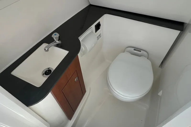  Yacht Photos Pics Pursuit DC 266