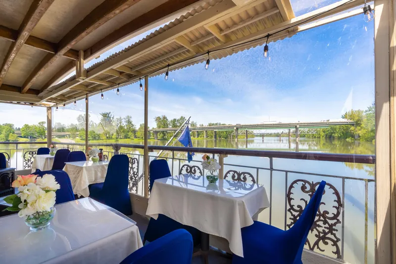 Willamette Queen Yacht Photos Pics 