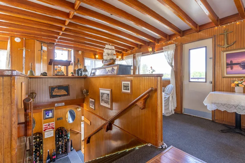 Willamette Queen Yacht Photos Pics 