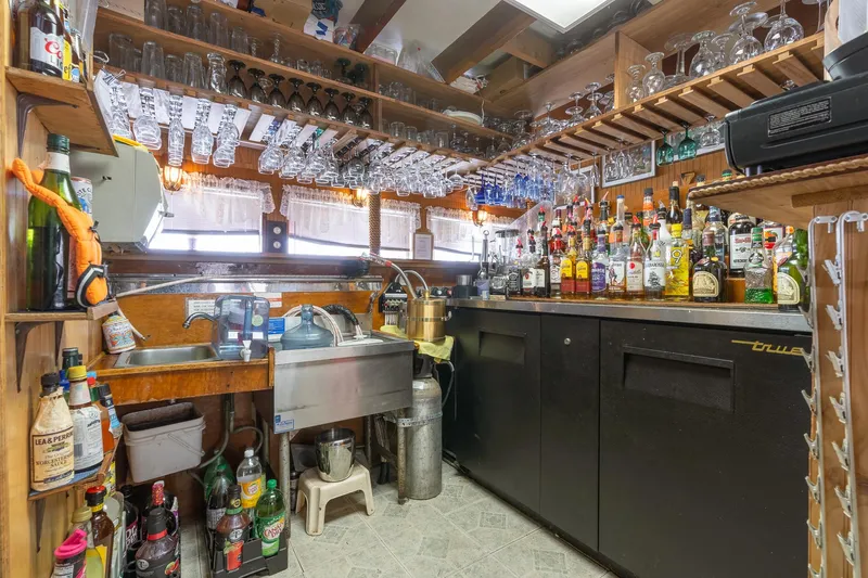 Willamette Queen Yacht Photos Pics 