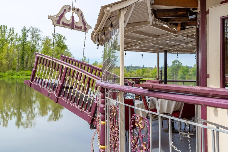 Willamette Queen Yacht Photos Pics 