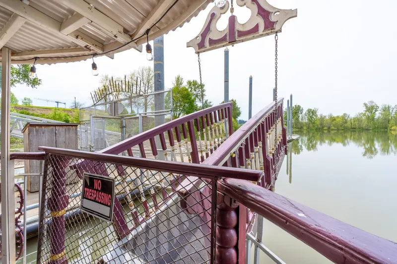 Willamette Queen Yacht Photos Pics 