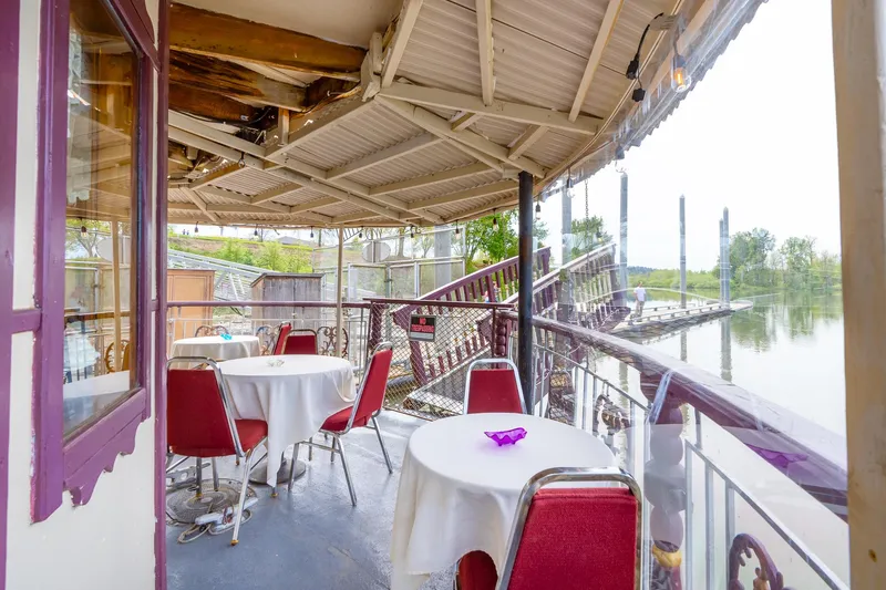 Willamette Queen Yacht Photos Pics 