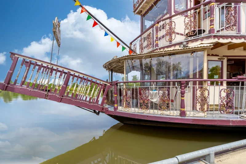 Willamette Queen Yacht Photos Pics 