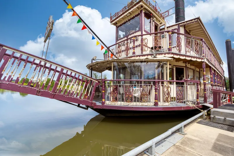 Willamette Queen Yacht Photos Pics 