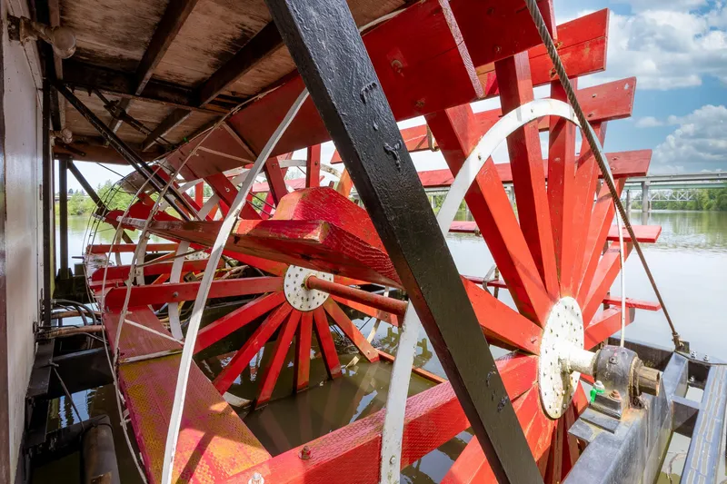 Willamette Queen Yacht Photos Pics 