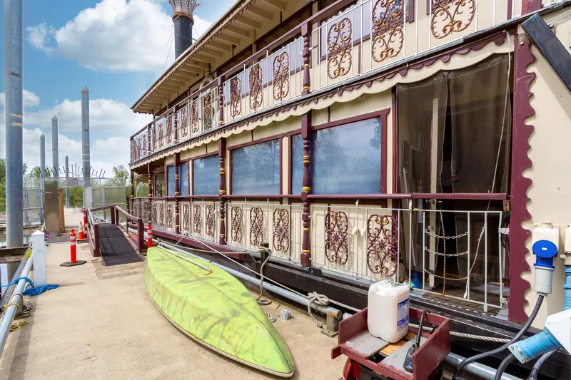 Willamette Queen Yacht Photos Pics 