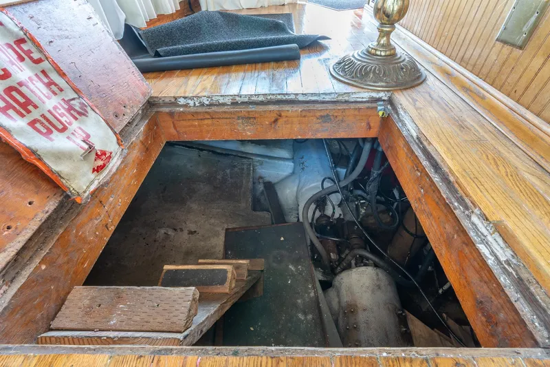 Willamette Queen Yacht Photos Pics 