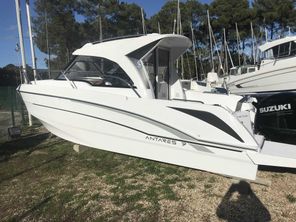 2022 Beneteau Antares 7 OB