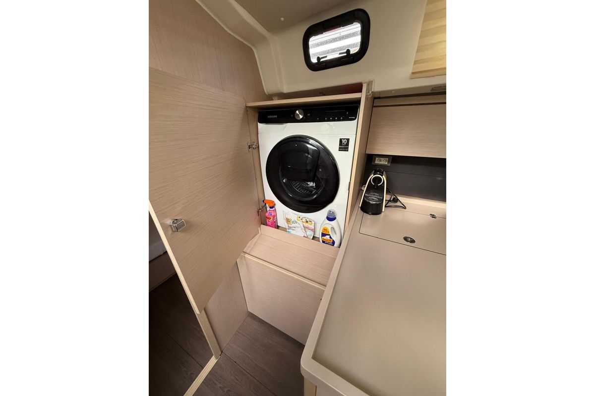 2021 Beneteau 52 