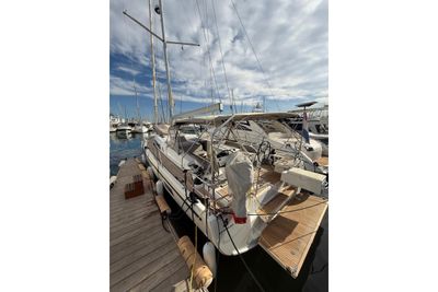 Yacht