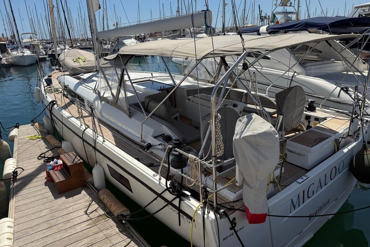 2021 Beneteau 52 