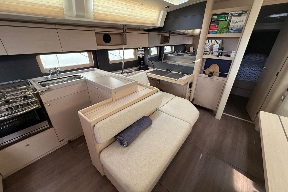 2021 Beneteau 52 