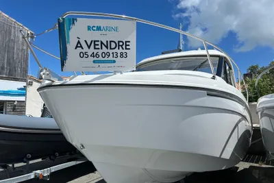 2023 Beneteau Antares 7 OB V2 FISH