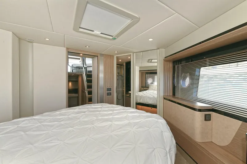  Yacht Photos Pics 2022 Absolute Navetta 58 - Image 46