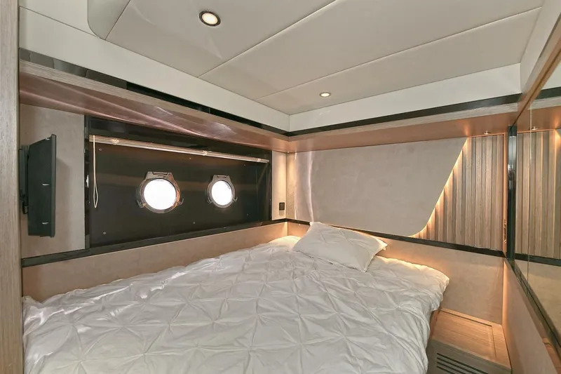  Yacht Photos Pics 2022 Absolute Navetta 58 - Image 51