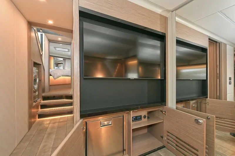  Yacht Photos Pics 2022 Absolute Navetta 58 - Image 38