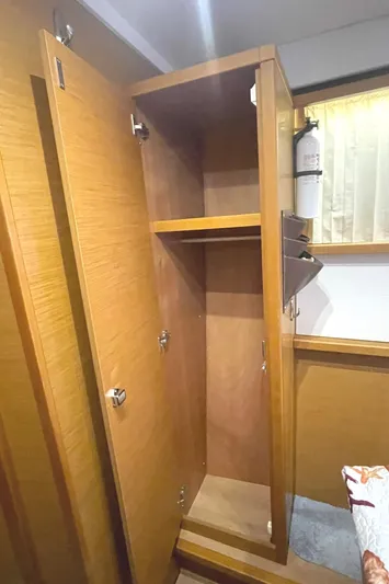 Stray Cats Yacht Photos Pics 