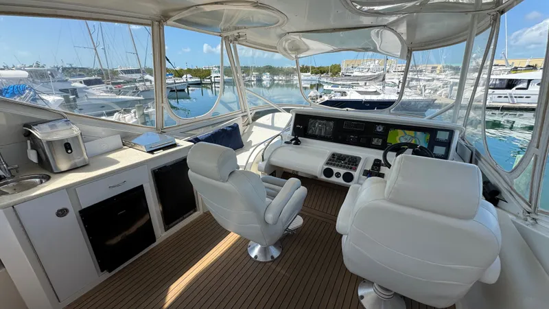 Salty Side Eye Yacht Photos Pics Flybridge Looking Forward