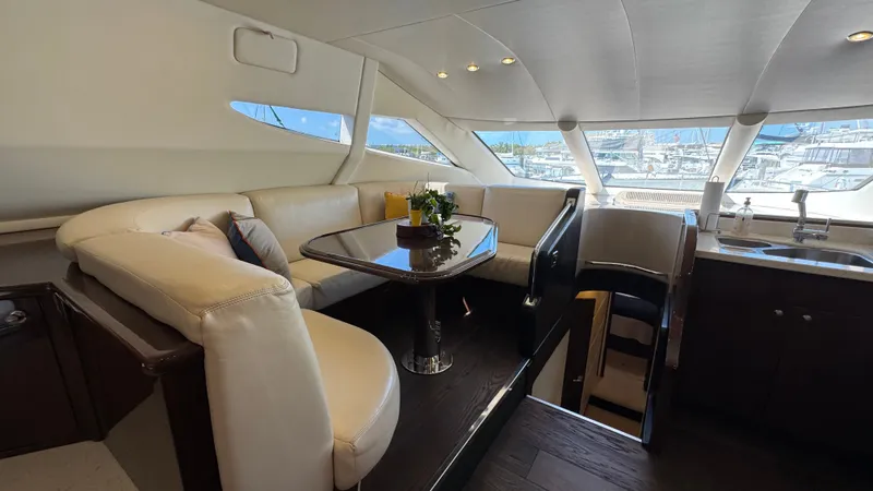 Salty Side Eye Yacht Photos Pics Raised Galley Dinette