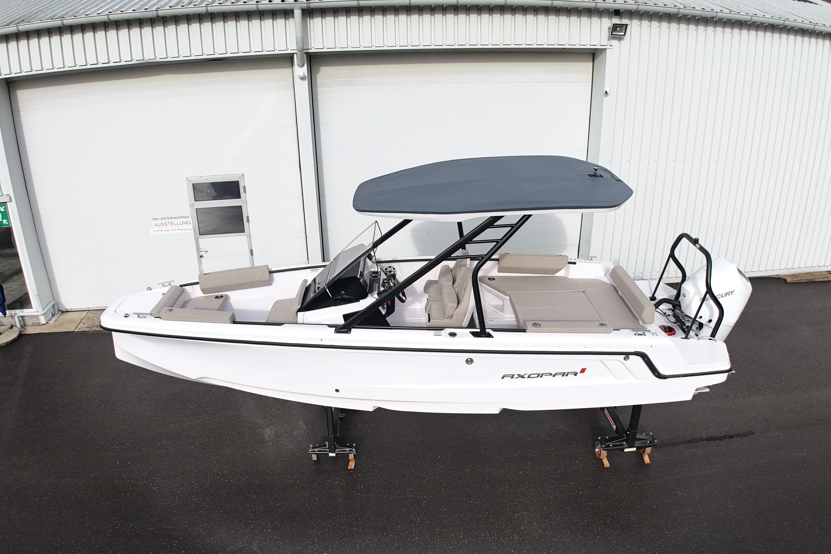 2025 Axopar 22 T-Top