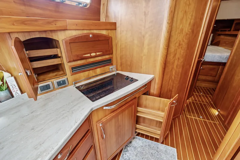  Yacht Photos Pics Galley