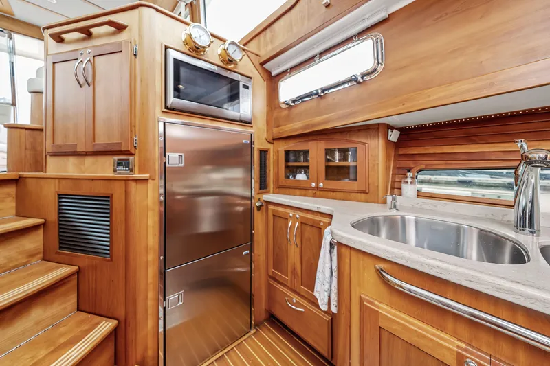  Yacht Photos Pics Galley