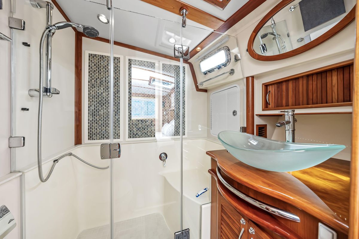 2012 Sabre 48 