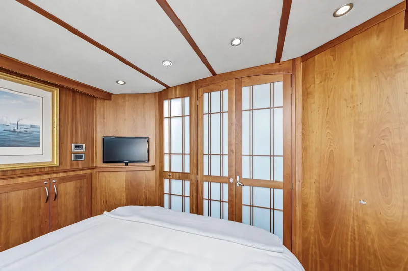  Yacht Photos Pics Master Shoji Doors