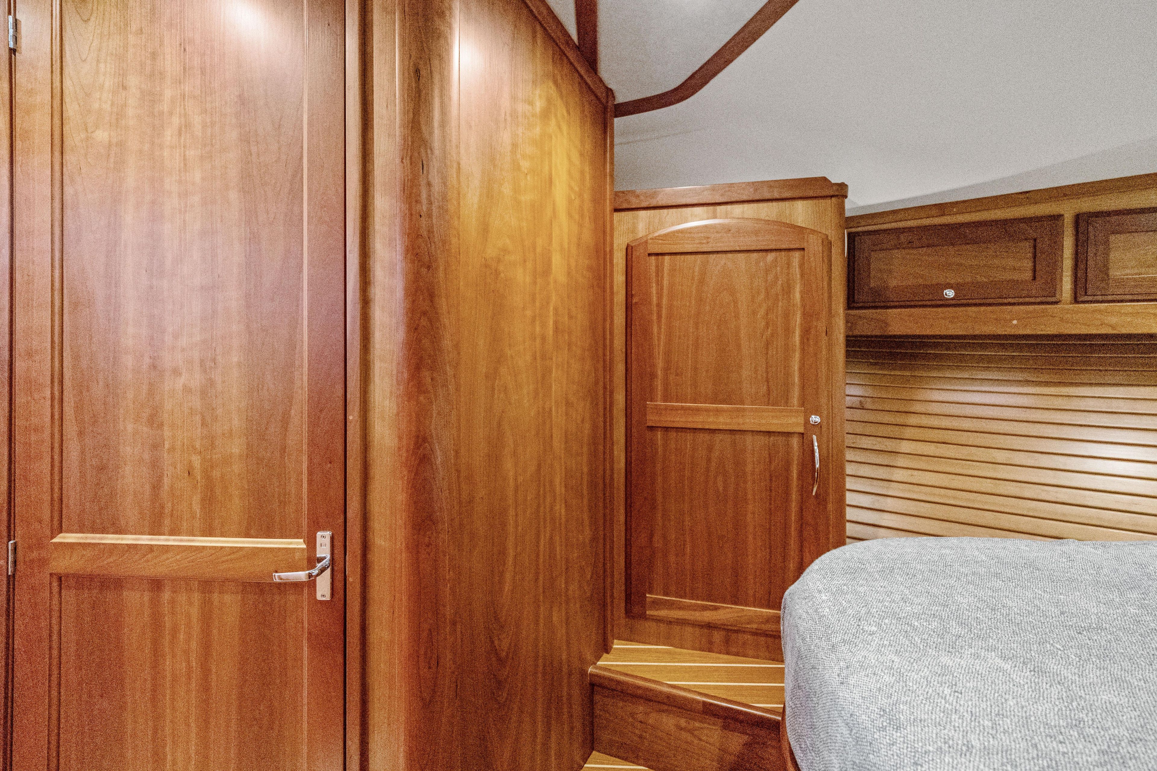 2012 Sabre 48 