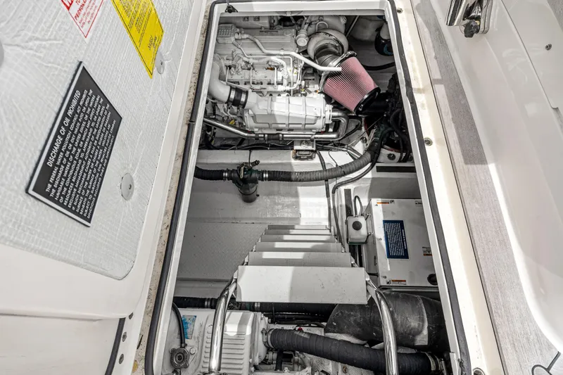  Yacht Photos Pics Engine Room Entrance