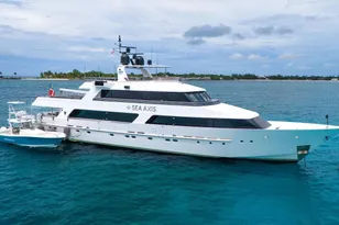 1986 Heesen Trideck