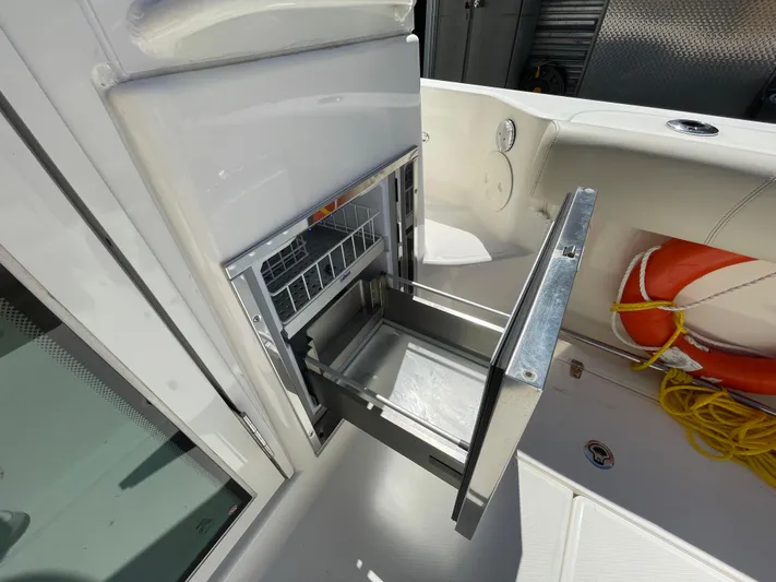 Rutherford III Yacht Photos Pics 