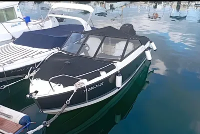 2022 Quicksilver Activ 555 Bowrider