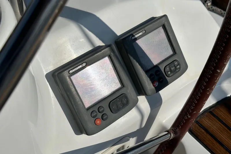 Shamrock Yacht Photos Pics Raymarine GT displays on 2011 Beneteau Oceanis 40 yacht dashboard.